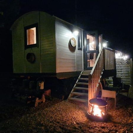The Cosy Hut Faversham Exterior foto