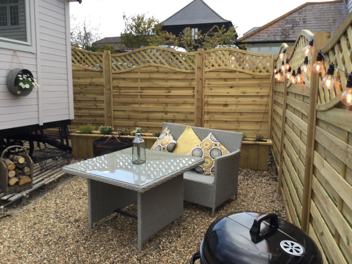 The Cosy Hut Faversham Exterior foto